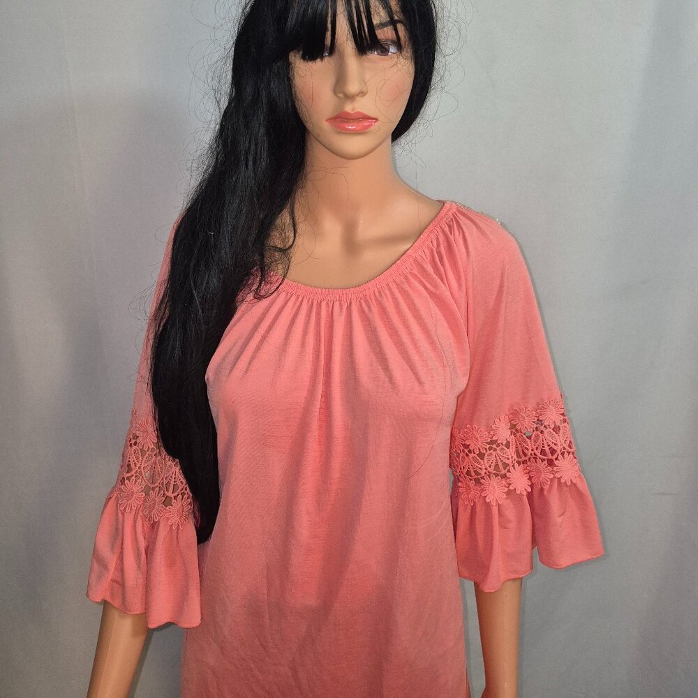 WIN WIN puffed sleeve gypsy style tunic blouse with crochet in size S/M